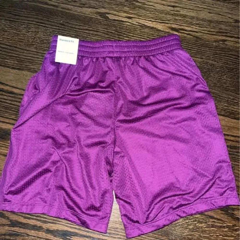 Nike standard fit